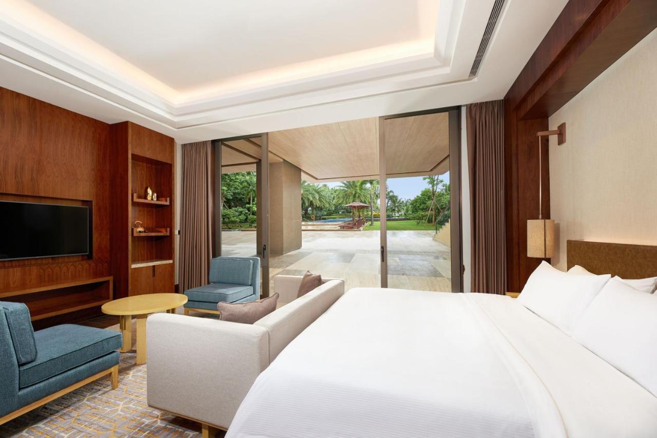 The Westin Shimei Bay Resort Wanning Exterior photo