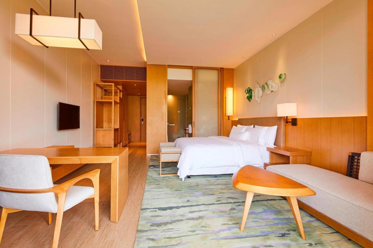 The Westin Shimei Bay Resort Wanning Exterior photo