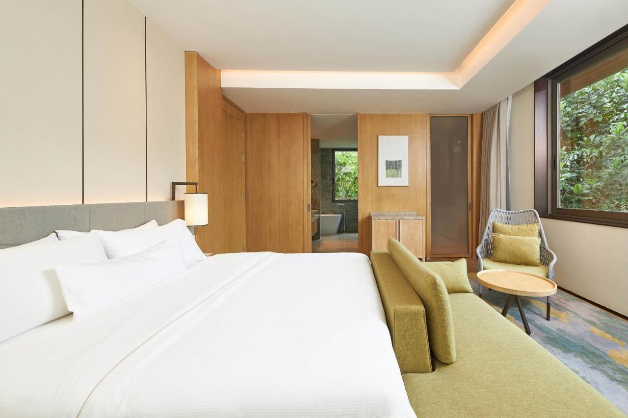 The Westin Shimei Bay Resort Wanning Exterior photo